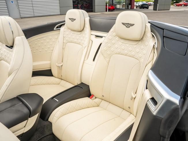 BENTLEY Continental Photo 24