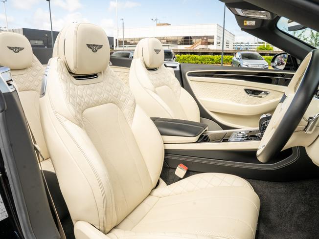 BENTLEY Continental Photo 25