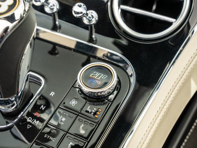 BENTLEY Continental Photo 30