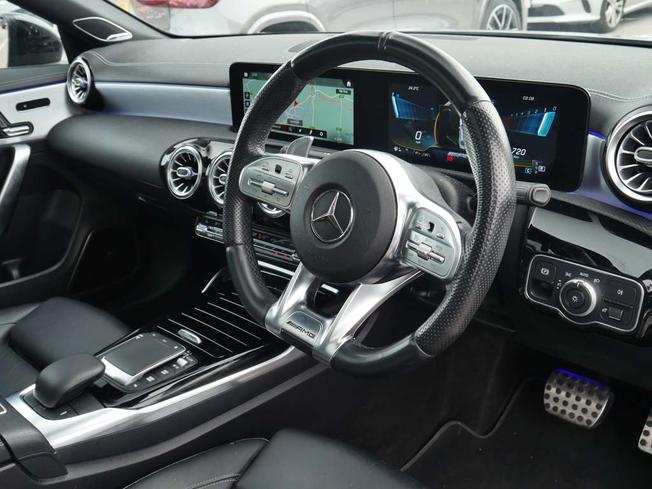 MERCEDES-BENZ CLA Class Photo 39