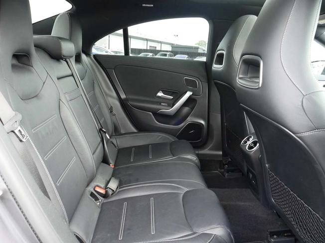 MERCEDES-BENZ CLA Class Photo 40