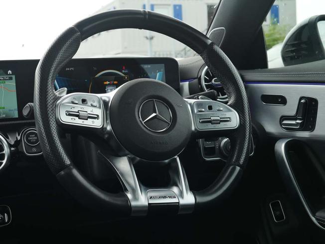 MERCEDES-BENZ CLA Class Photo 45