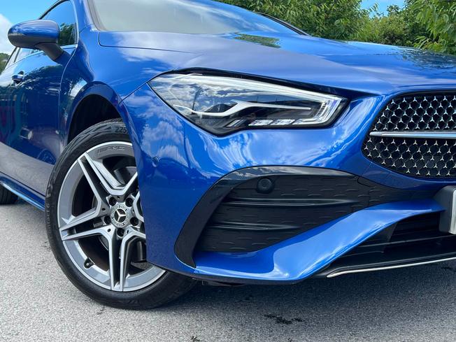 MERCEDES-BENZ CLA Class Photo 12