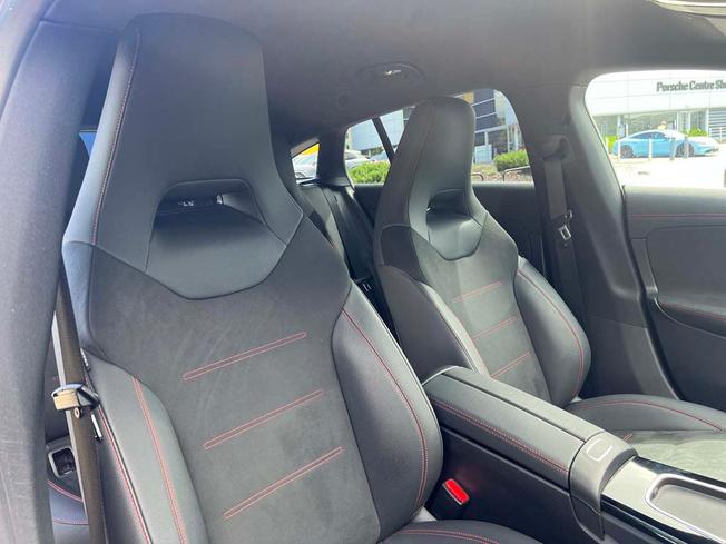MERCEDES-BENZ CLA Class Photo 39