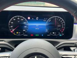 MERCEDES-BENZ CLA Class Photo 4