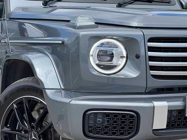 MERCEDES-BENZ G Class Photo 12