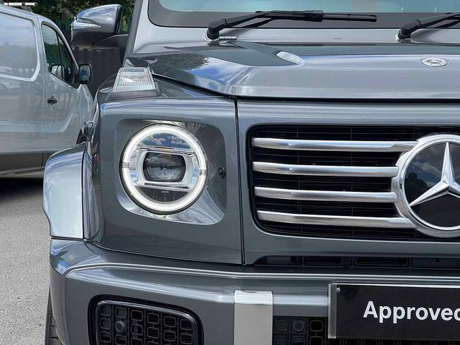 MERCEDES-BENZ G Class Photo 16
