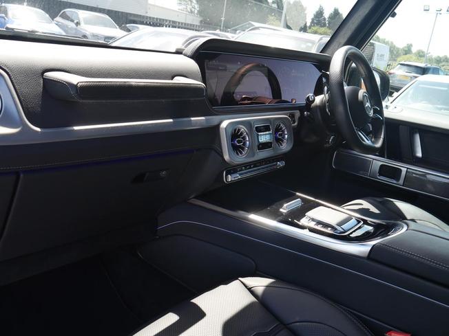 MERCEDES-BENZ G Class Photo 3
