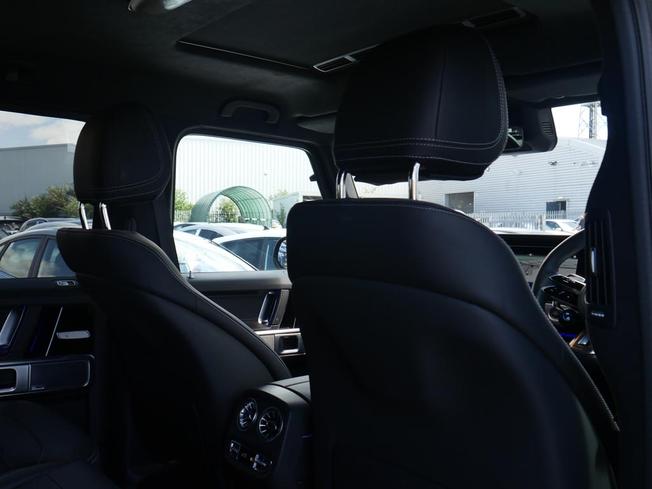 MERCEDES-BENZ G Class Photo 32