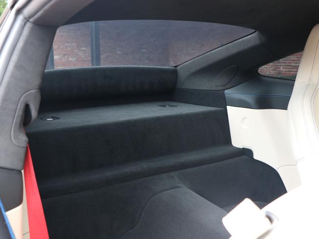 PORSCHE 911 Photo 22