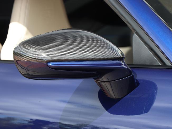 PORSCHE 911 Photo 25