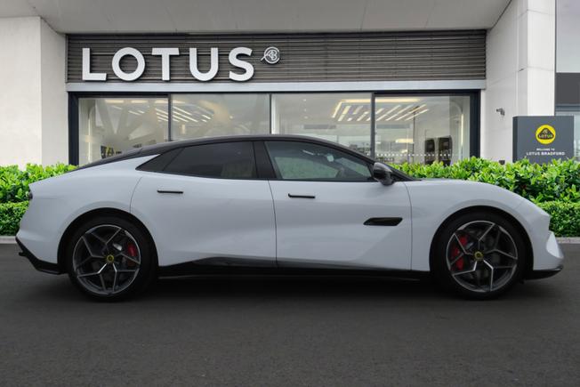 LOTUS Emeya Photo 10