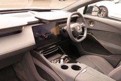 LOTUS Eletre Photo 3
