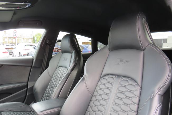 Audi RS5 Photo 14