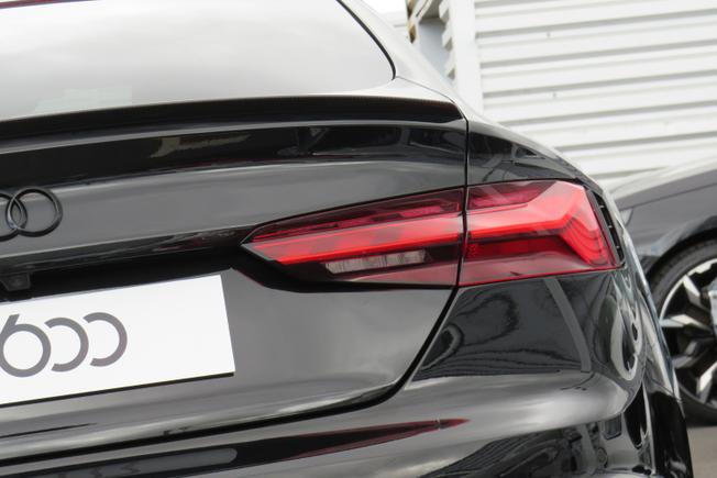 Audi RS5 Photo 42