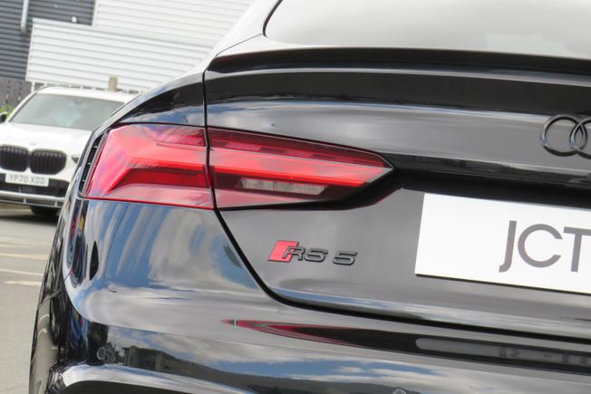 Audi RS5 Photo 43