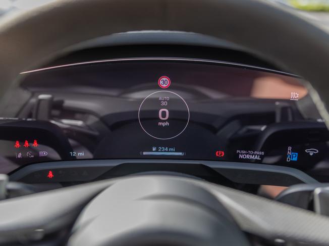 PORSCHE Taycan Photo 21