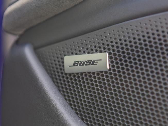 PORSCHE Taycan Photo 31