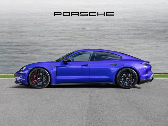 PORSCHE Taycan Photo 5