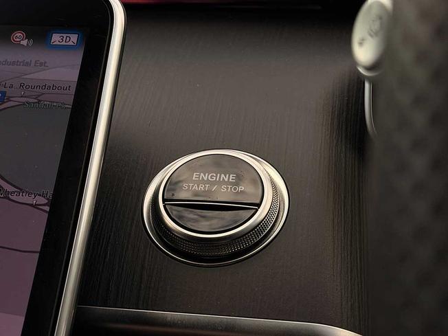 MERCEDES-BENZ S Class Photo 19