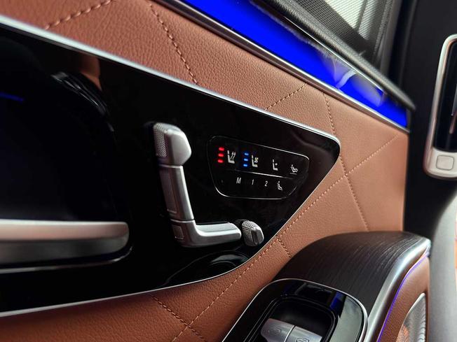 MERCEDES-BENZ S Class Photo 37