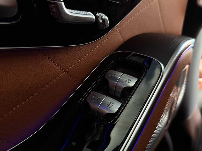 MERCEDES-BENZ S Class Photo 38