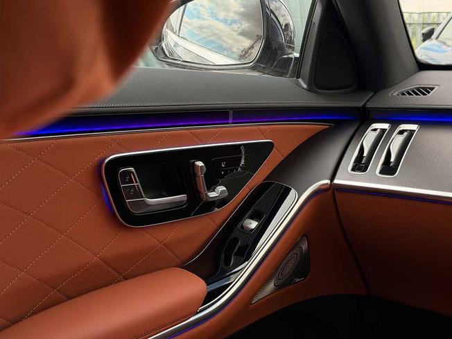 MERCEDES-BENZ S Class Photo 41