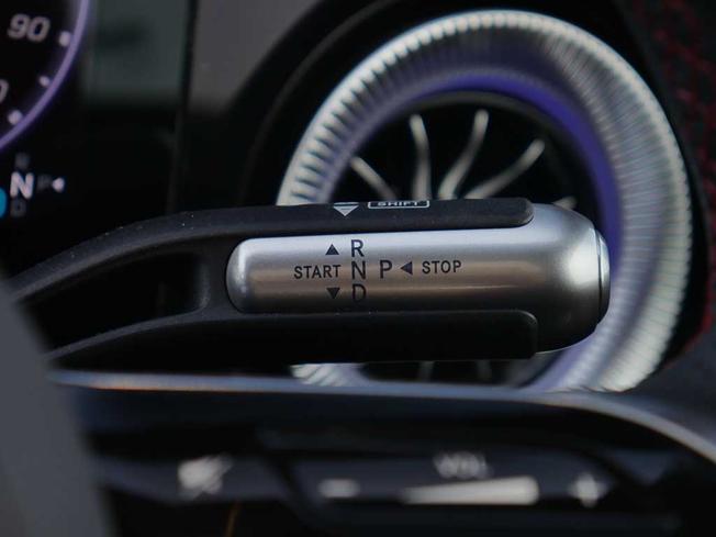 MERCEDES-BENZ CLA Class Photo 14