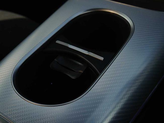 MERCEDES-BENZ CLA Class Photo 20