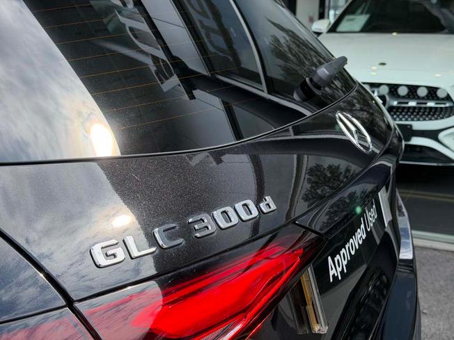 MERCEDES-BENZ Glc Photo 22