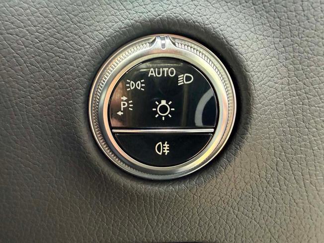 MERCEDES-BENZ Glc Photo 26