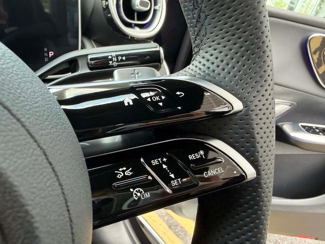MERCEDES-BENZ Glc Photo 29