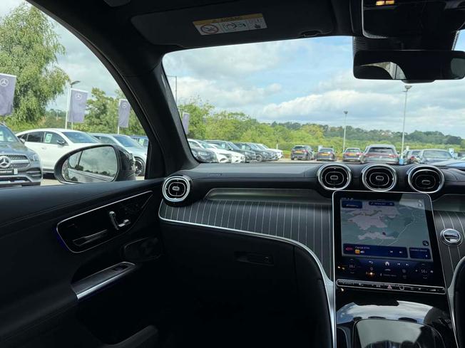 MERCEDES-BENZ Glc Photo 44