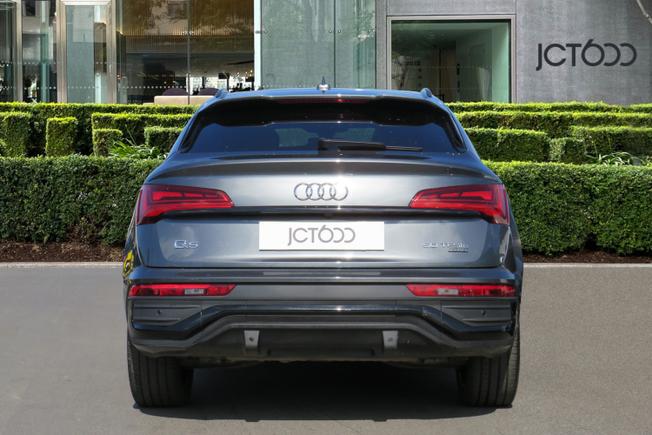 Audi Q5 Photo 4