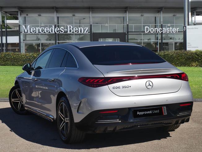MERCEDES-BENZ Eqe Photo 2