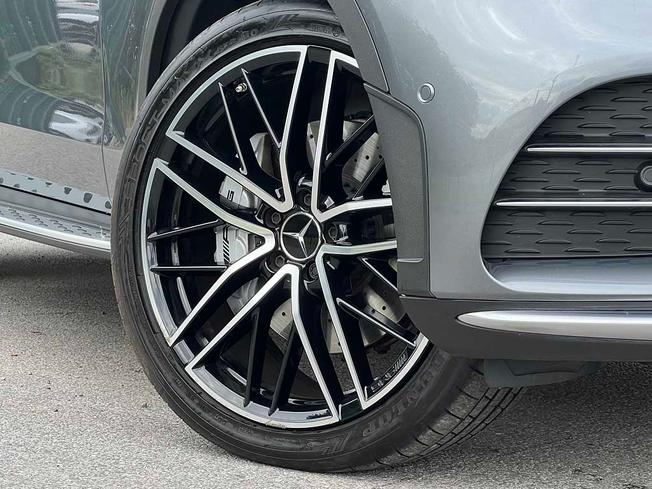 MERCEDES-BENZ Glc Photo 14