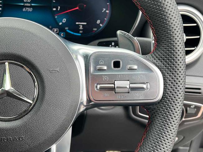 MERCEDES-BENZ Glc Photo 24