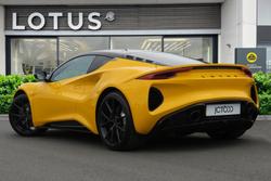 LOTUS Emira Photo 2