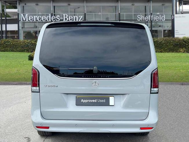 MERCEDES-BENZ V Class Photo 11