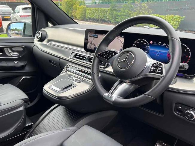 MERCEDES-BENZ V Class Photo 21