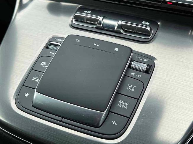 MERCEDES-BENZ V Class Photo 36