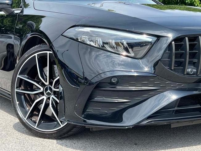 MERCEDES-BENZ A Class Photo 12