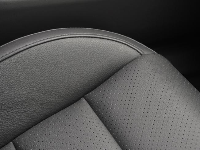 PORSCHE Taycan Photo 21