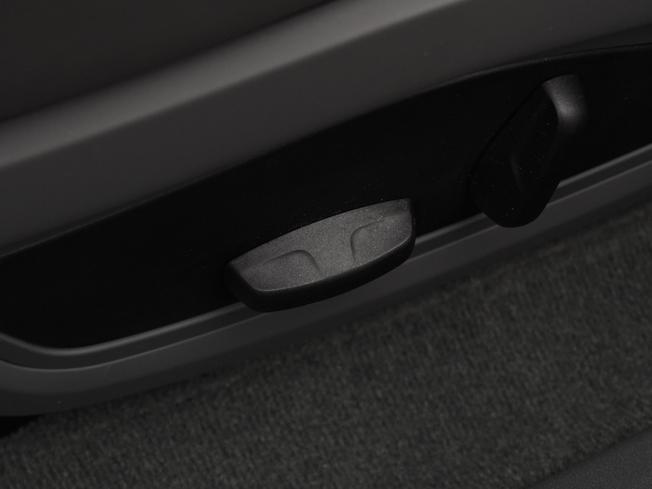 PORSCHE Taycan Photo 42