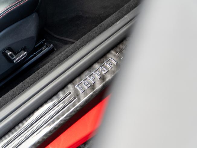 FERRARI Portofino Photo 16