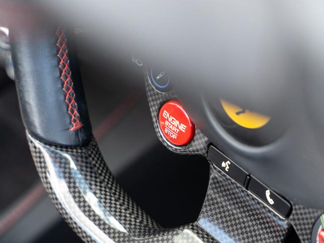 FERRARI Portofino Photo 34