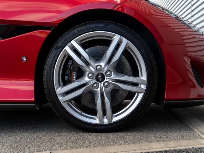 FERRARI Portofino Photo 39