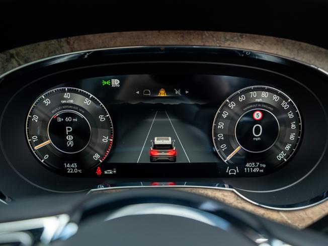 BENTLEY Bentayga Photo 18