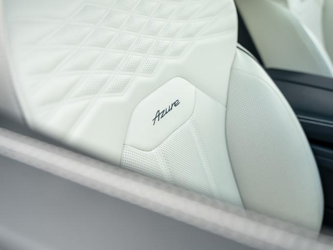 BENTLEY Bentayga Photo 25