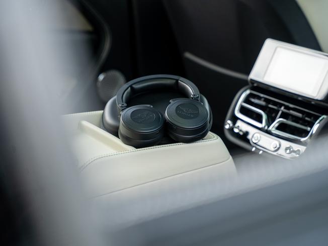 BENTLEY Bentayga Photo 35